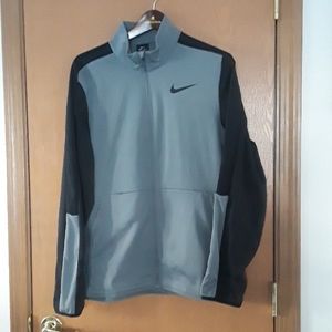Nike jkt man